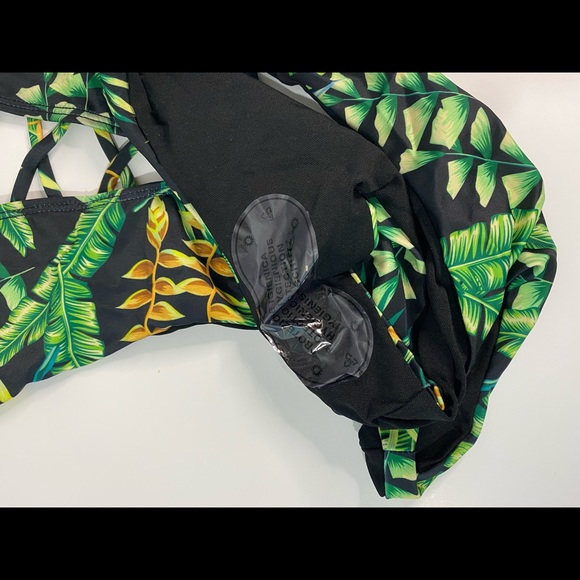 Dark Tropical One Piece Cutout - Picture 3 of 6